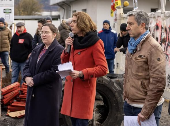 Ruffin frÃ¨re et sÅ“ur devant Teisseire